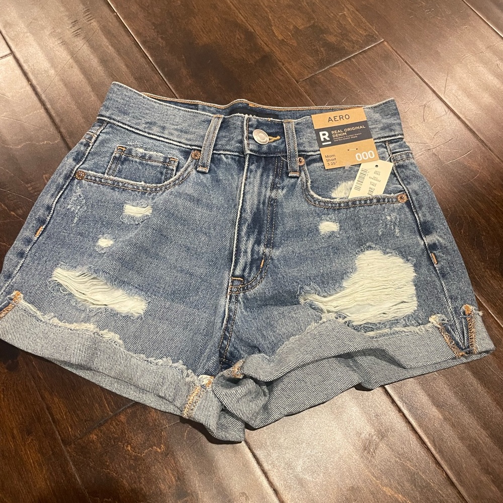 Aeropostale medium blue denim mom short size 000